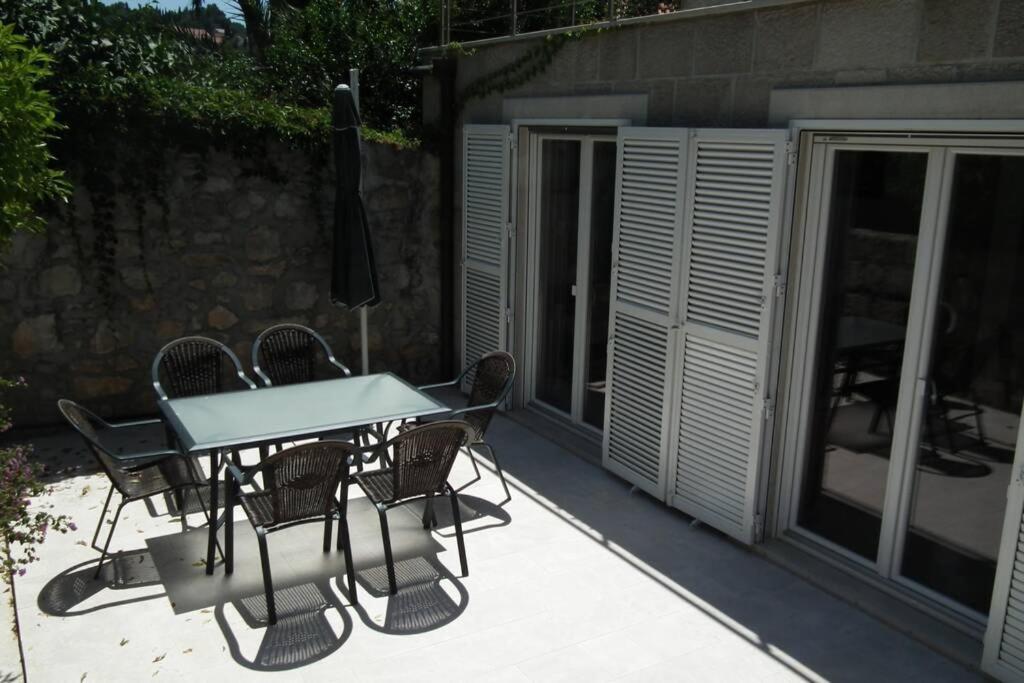 Charming Apartment For 3 Pax In Cavtat Exteriör bild