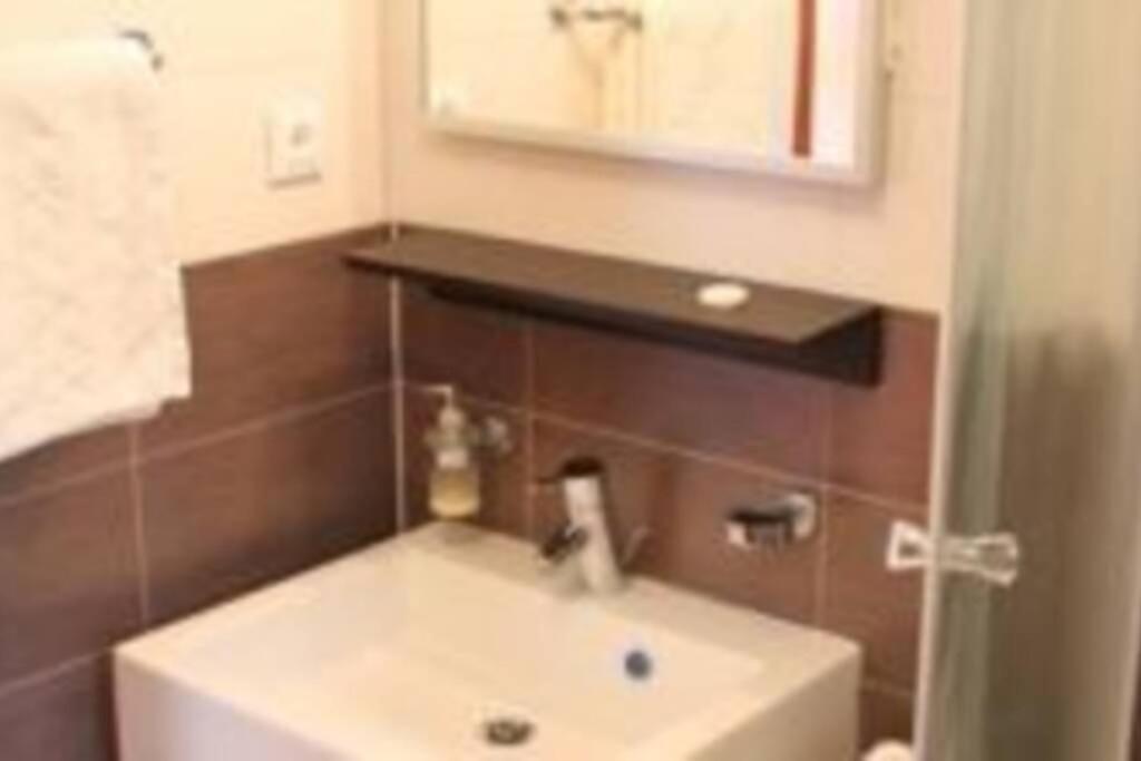 Charming Apartment For 3 Pax In Cavtat Exteriör bild