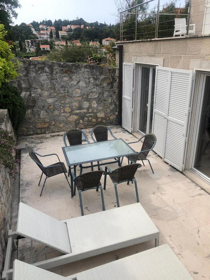 Charming Apartment For 3 Pax In Cavtat Exteriör bild