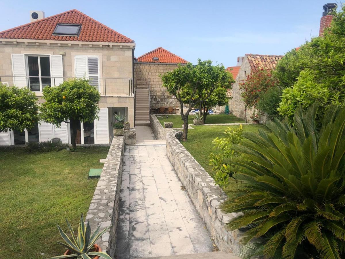 Charming Apartment For 3 Pax In Cavtat Exteriör bild